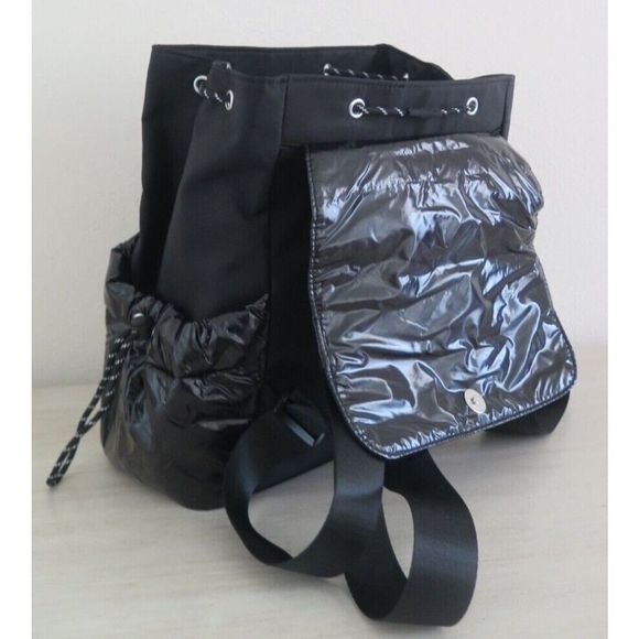 Nautica CN1723/N08 Unisex Black Nylon "Seas The Day" Backpack Tote Bag $100 - Picture 9 of 10